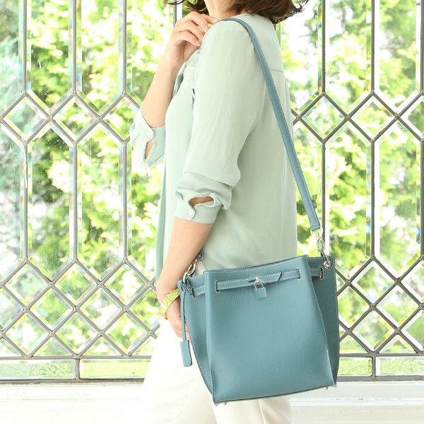 50代の女性におすすめのショルダーバッグ|傳濱野はんどばっぐ Mietia Libre ミーティアリブレ