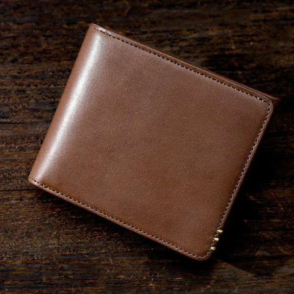 センスのいいメンズ二つ折り財布|傳濱野 CLASSICO EGARE クラシコエガーレ