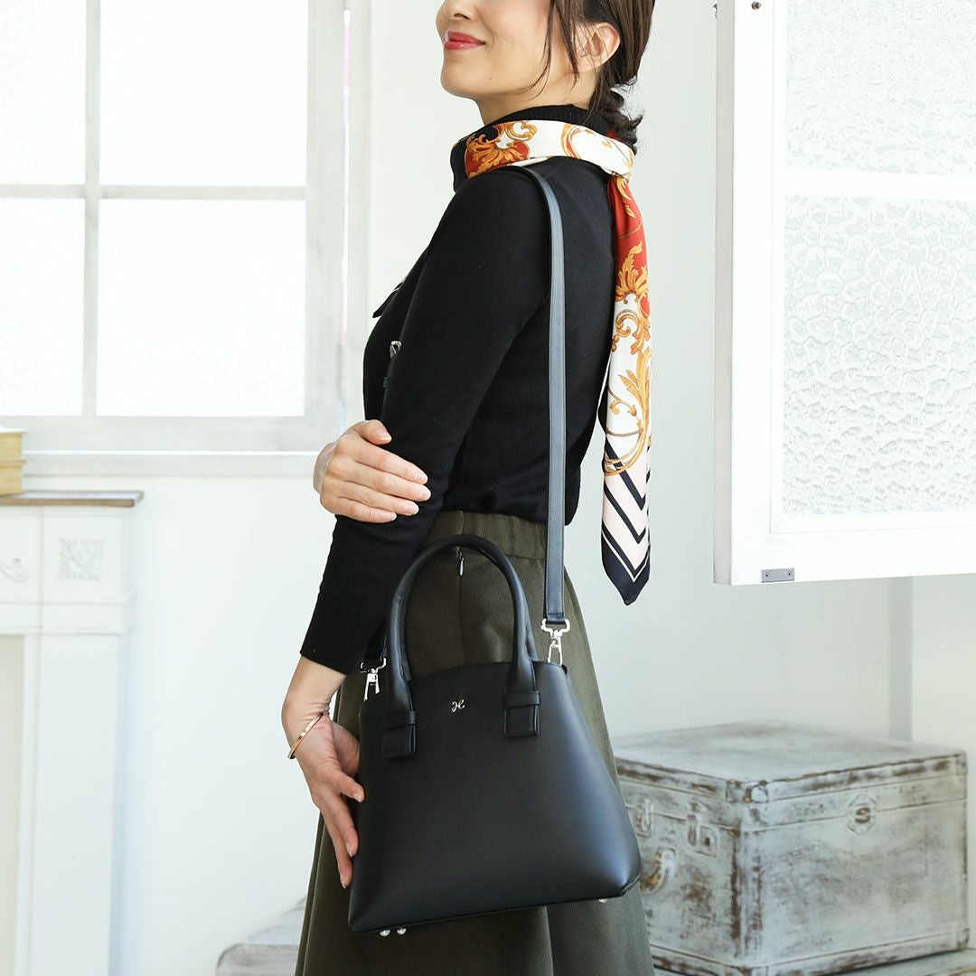 50代の女性におすすめのショルダーバッグ|傳濱野はんどばっぐ ラチュレ