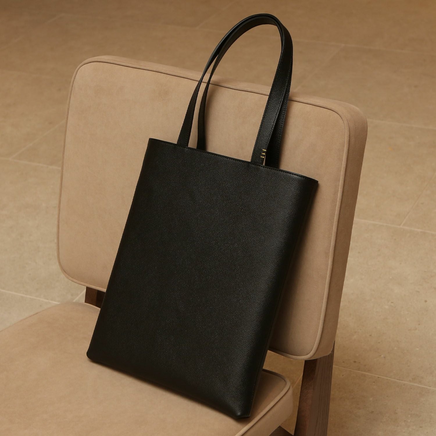 傳濱野】≪メンズ≫佇まいを引き締める、直線美。薄マチA4トートバッグ